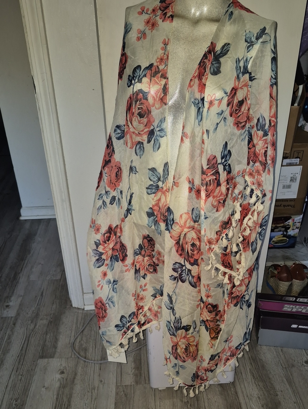 Floral Open-Front Lightweight Cape with Tassel Trim - Cream & Coral RIAH FASHION